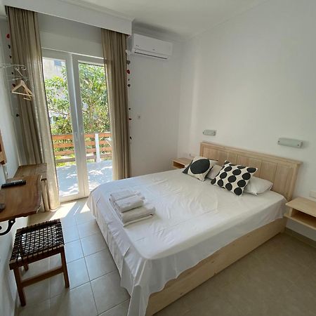 利迈纳里亚Delikos House公寓 外观 照片